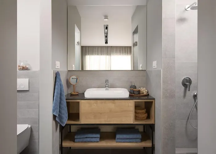 Pinea Zadarvillas * بيتريتْشاني